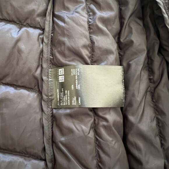 Uniqlo Lightweight Minimalist Black Puffer Vest XL - Picture 7 of 10